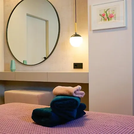 жасмин с частен гараж - Jasmin With Private Garage