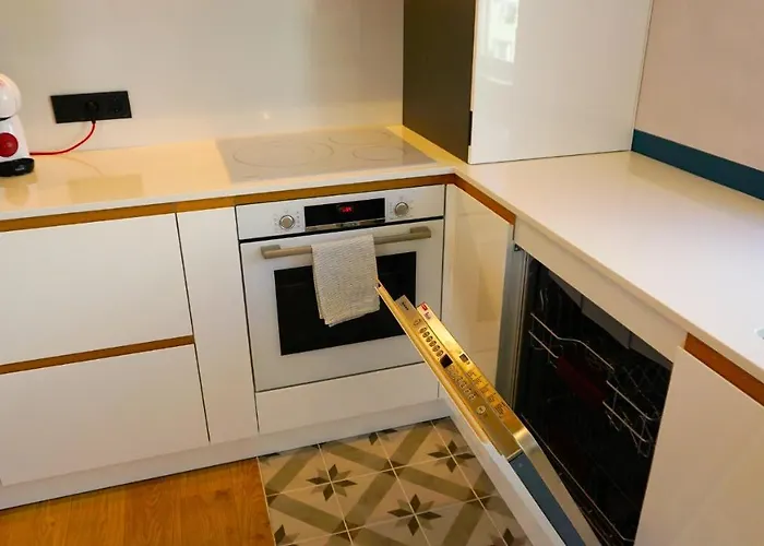 жасмин с частен гараж - Jasmin With Private Garage アパート