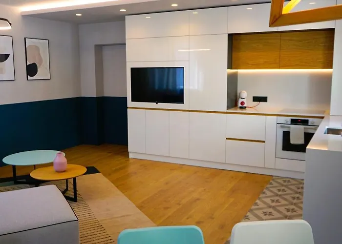 жасмин с частен гараж - Jasmin With Private Garage ヴァルナ